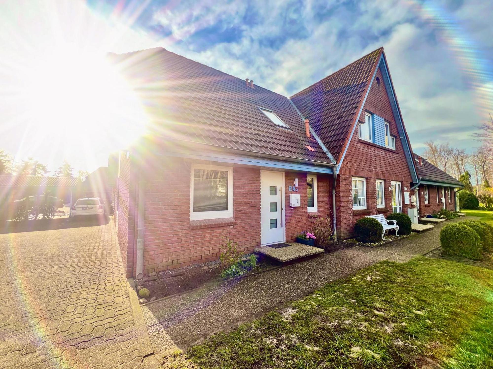 Ferienhaus Wattbrise Бюзум Экстерьер фото